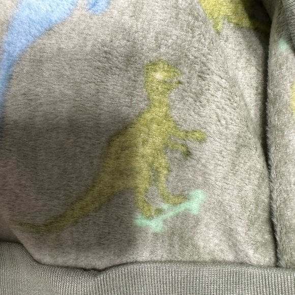 Cat And Jack Dinosaur Print Kids Sweatshirt Size XL, NWT - Picture 5 of 5